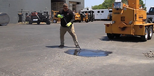  Гладилка для литого асфальта и мастик РМГ